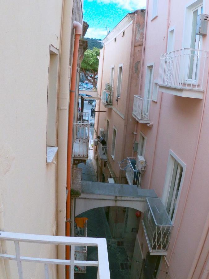 La Casetta Di Gaeta Luaran gambar